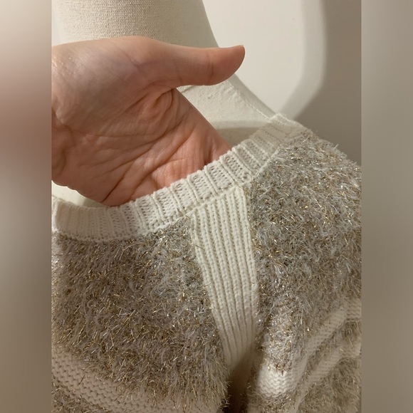 Silver / Gold and White / Creme Sweater - Picture 6 of 13